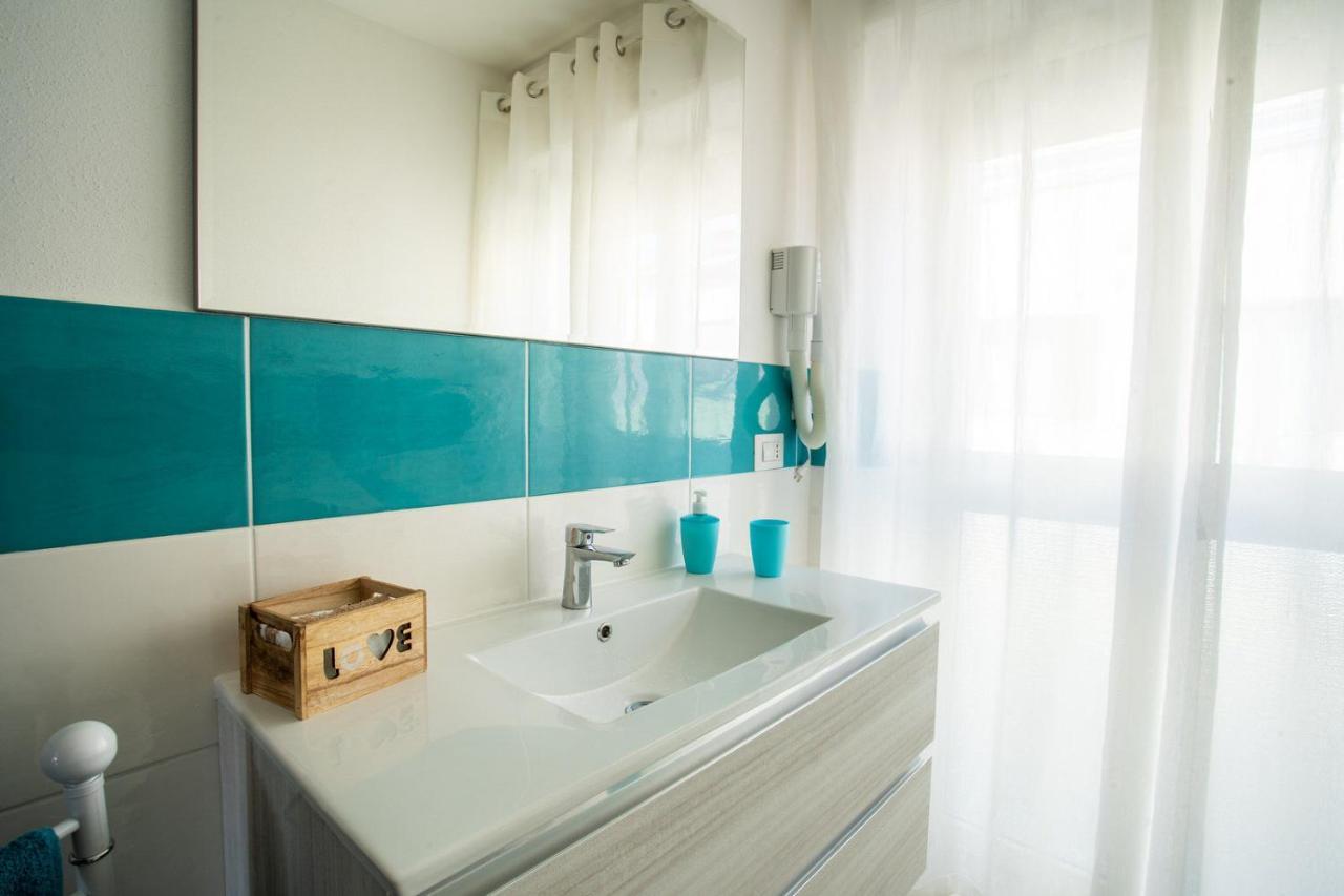 Holiday Home Alle Pavoncelle, Indipendente Con Terrazzo Di 60 Mq Portoscuso Exterior foto
