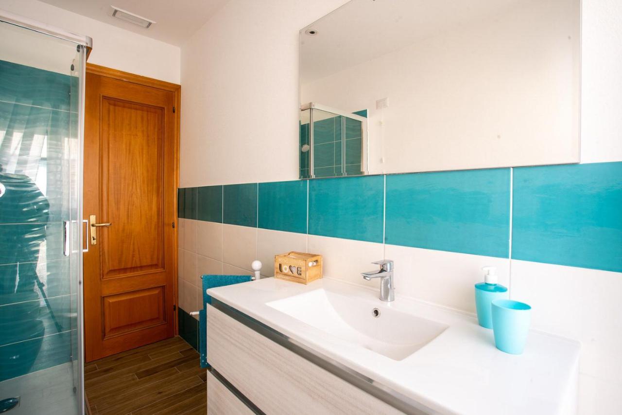 Holiday Home Alle Pavoncelle, Indipendente Con Terrazzo Di 60 Mq Portoscuso Exterior foto